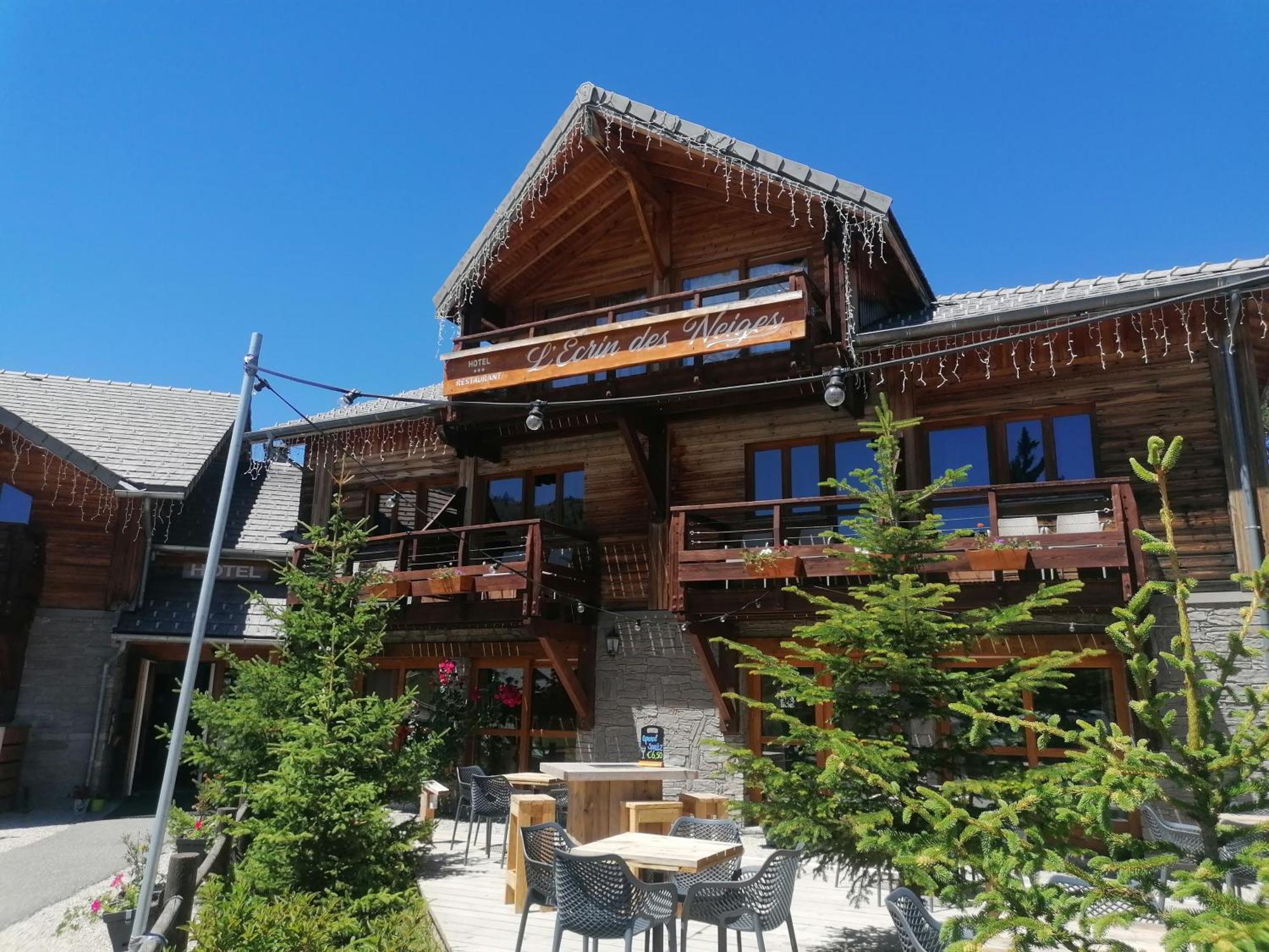 Sunweb Hotel L'Ecrin Des Neiges La Joue du Loup Exterior foto
